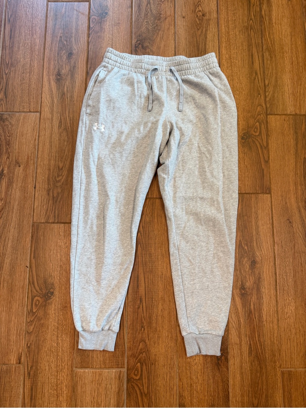 Under Armour men’s large Gray Jogger Sweatpants